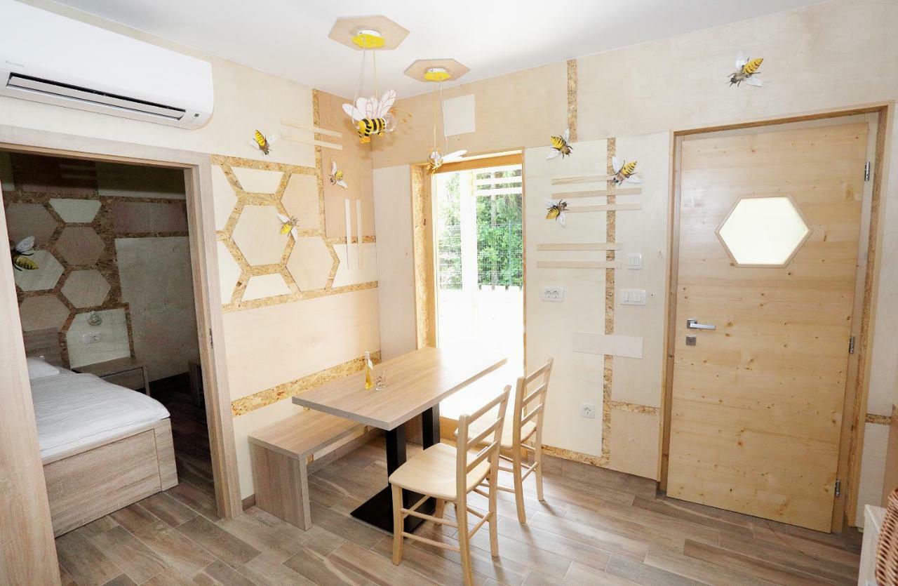 Honey Paradise Glamping Resort Dobova Dış mekan fotoğraf