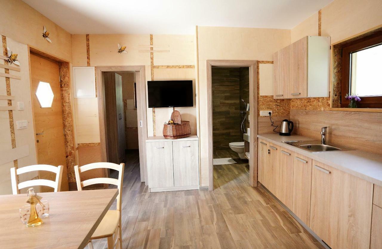 Honey Paradise Glamping Resort Dobova Dış mekan fotoğraf