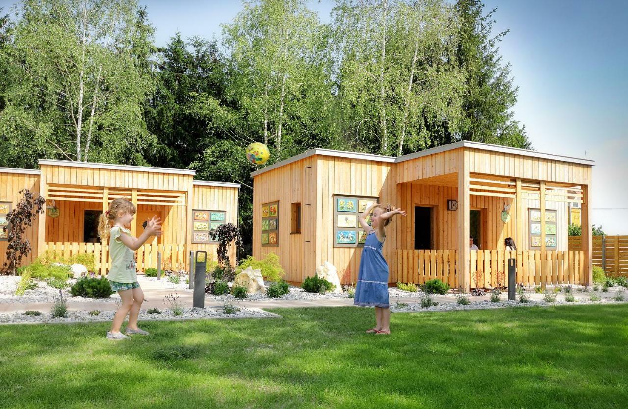 Honey Paradise Glamping Resort Dobova Dış mekan fotoğraf